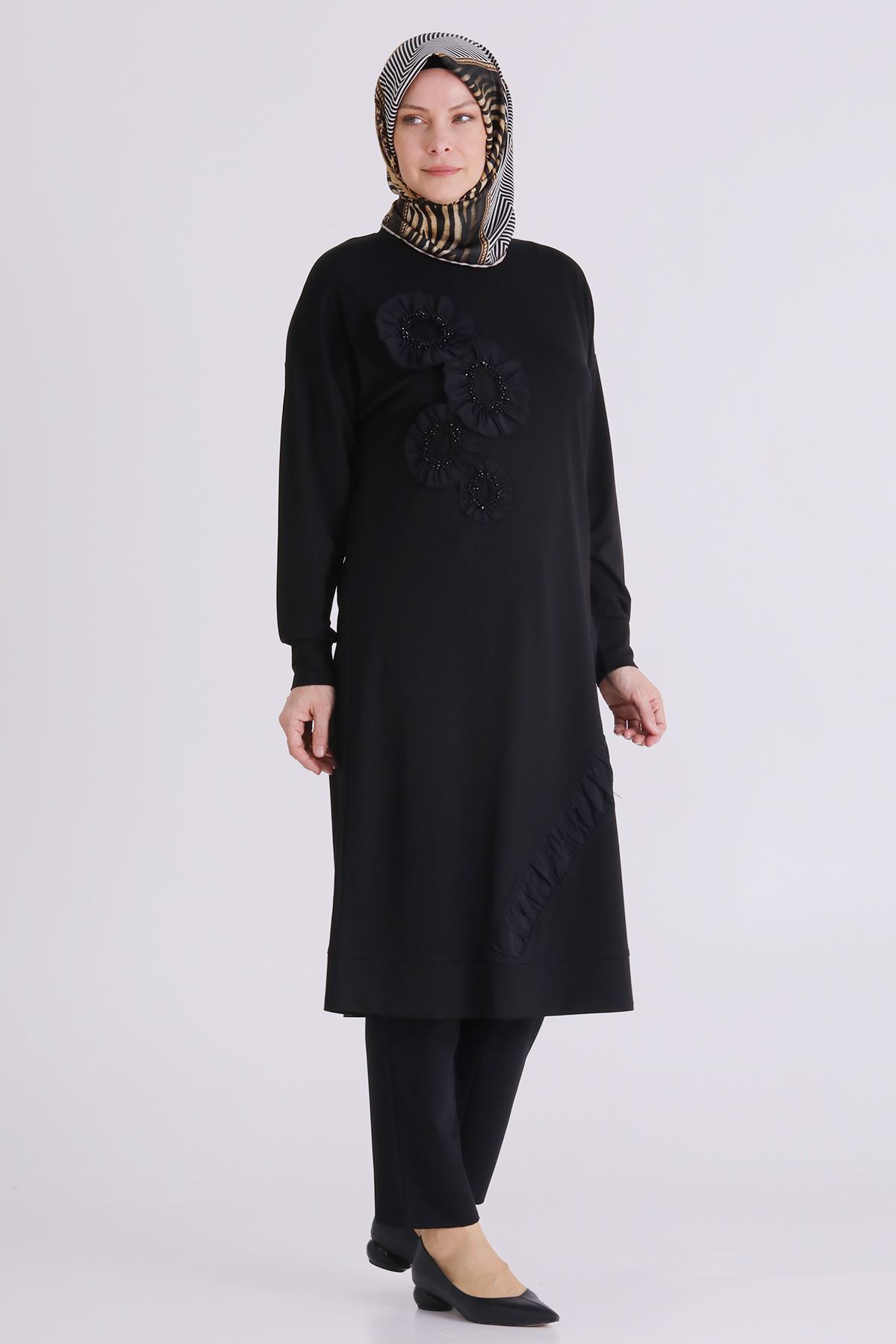 Büyük Beden Tesettür İşlemeli Tunik 20133 Siyah