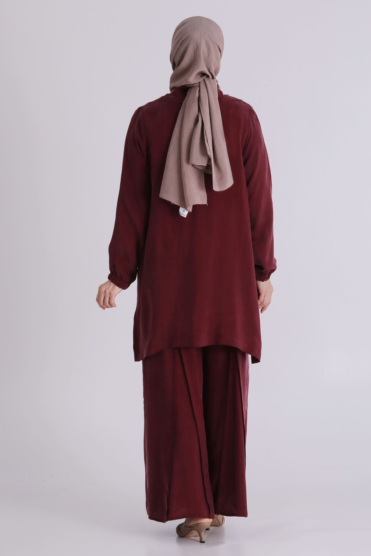 Büyük Beden Tesettür Cupro Üçlü Pantolonlu Takım 70021 Yakut