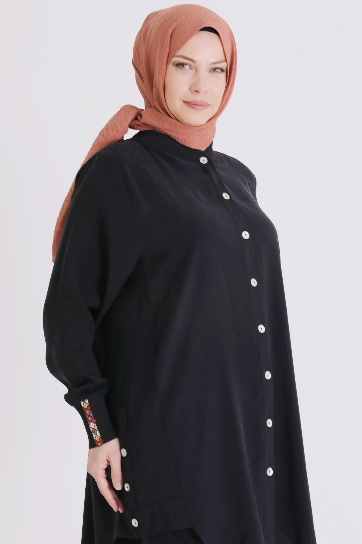 Büyük Beden Tesettür Kap 2554 Siyah